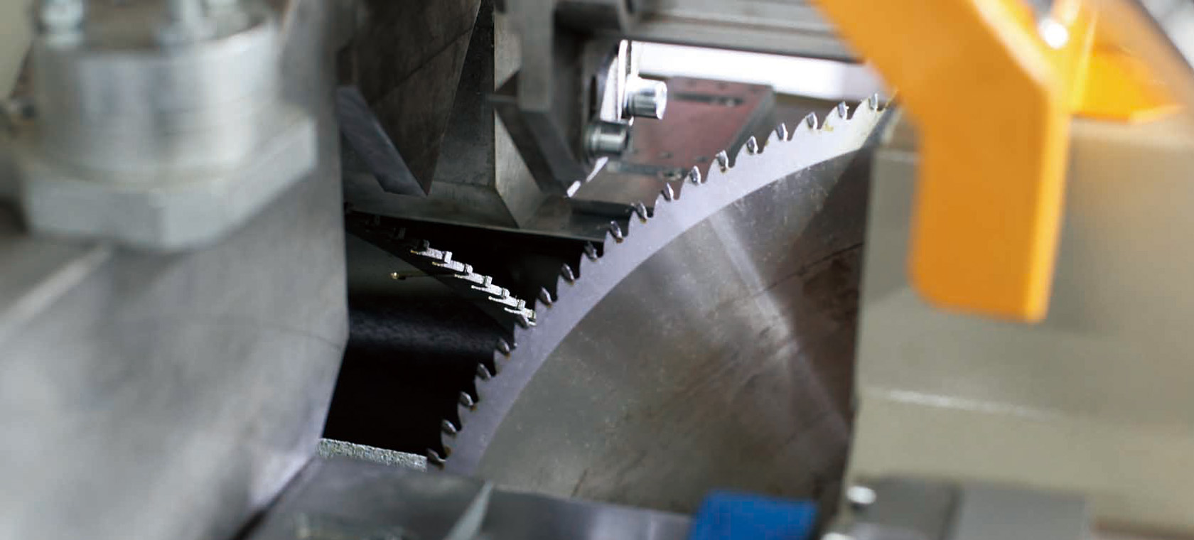 Mullion Cutting Saw